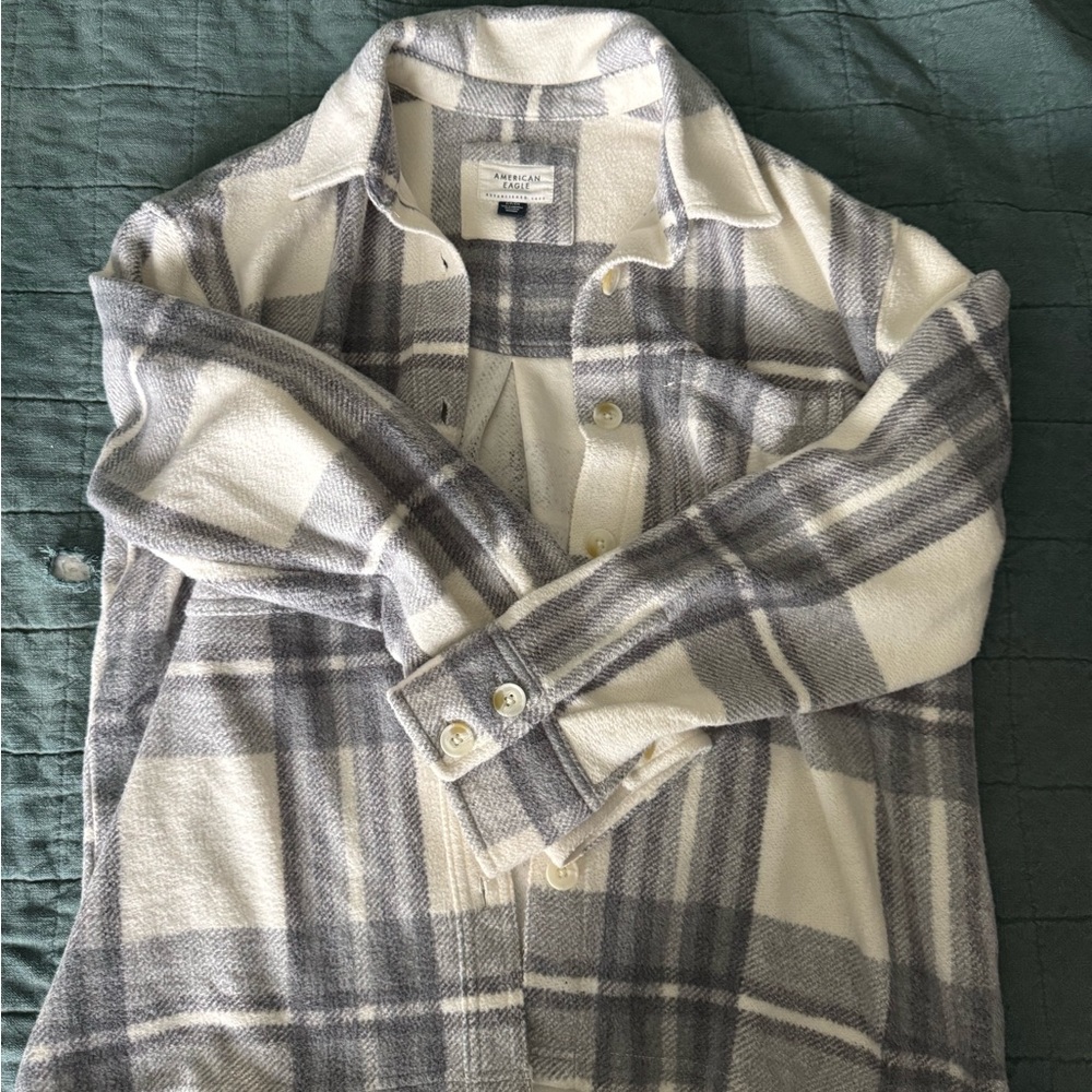American Eagle Outfitters Gray and White Plaid Button Down Shirt